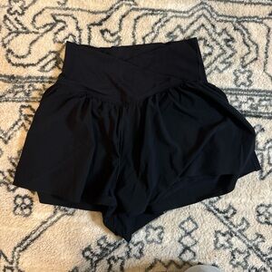 Aerie offline crossover shorts